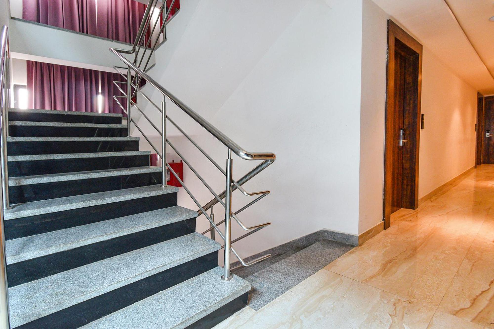 Hotel Fabhotel Prime Prowell Apex - Nr Google Office- Hitech City 3*