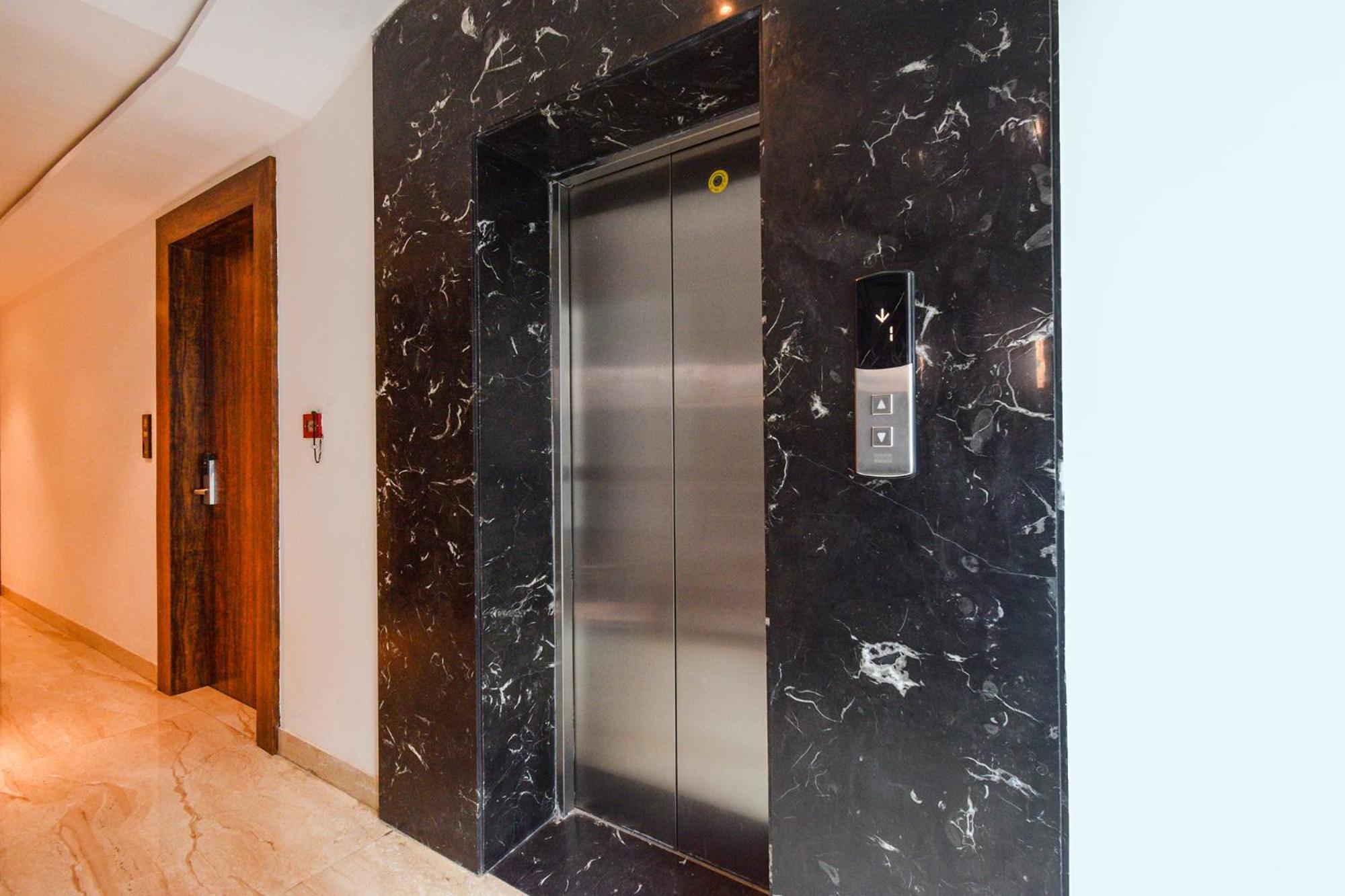 Fabhotel Prime Prowell Apex - Nr Google Office- Hitech City 3*